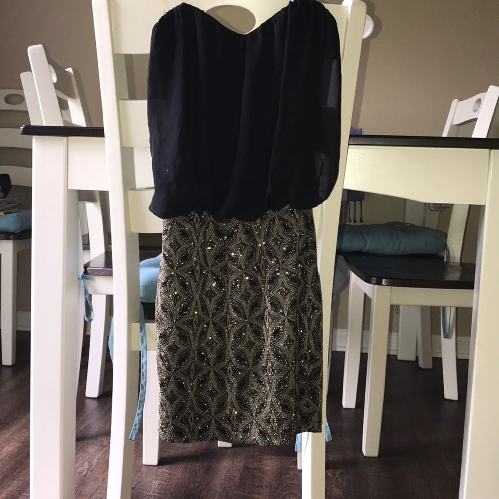 Strapless dress